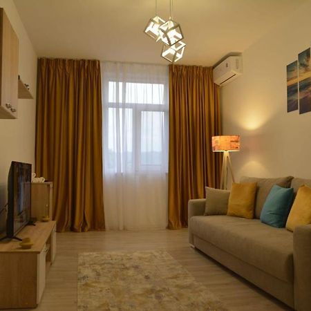 Sunrise Apartment 彼得罗沙尼 外观 照片
